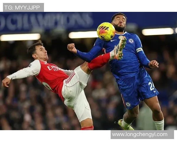 英超大战阿森纳大胜切尔西四球狂潮引发全场欢呼 英超大战阿森纳大胜切尔西四球狂潮引发全场欢呼