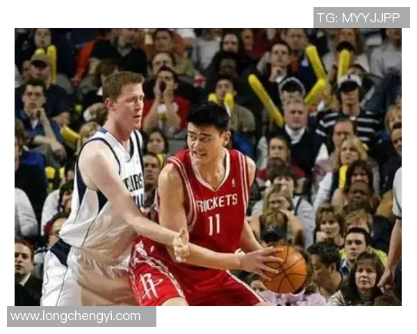 姚明身高优势如何影响篮球运动及其职业生涯的成功之路